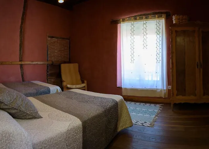 Caenia Grupos Casa di campagna Traguntia